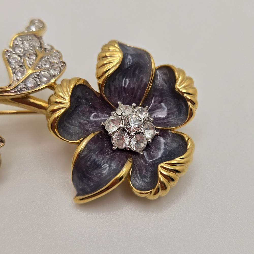 Vintage Nolan Miller Brooch Enamel Flower Rhinestone Goldtone Pin Classic Retro - Picture 8 of 12